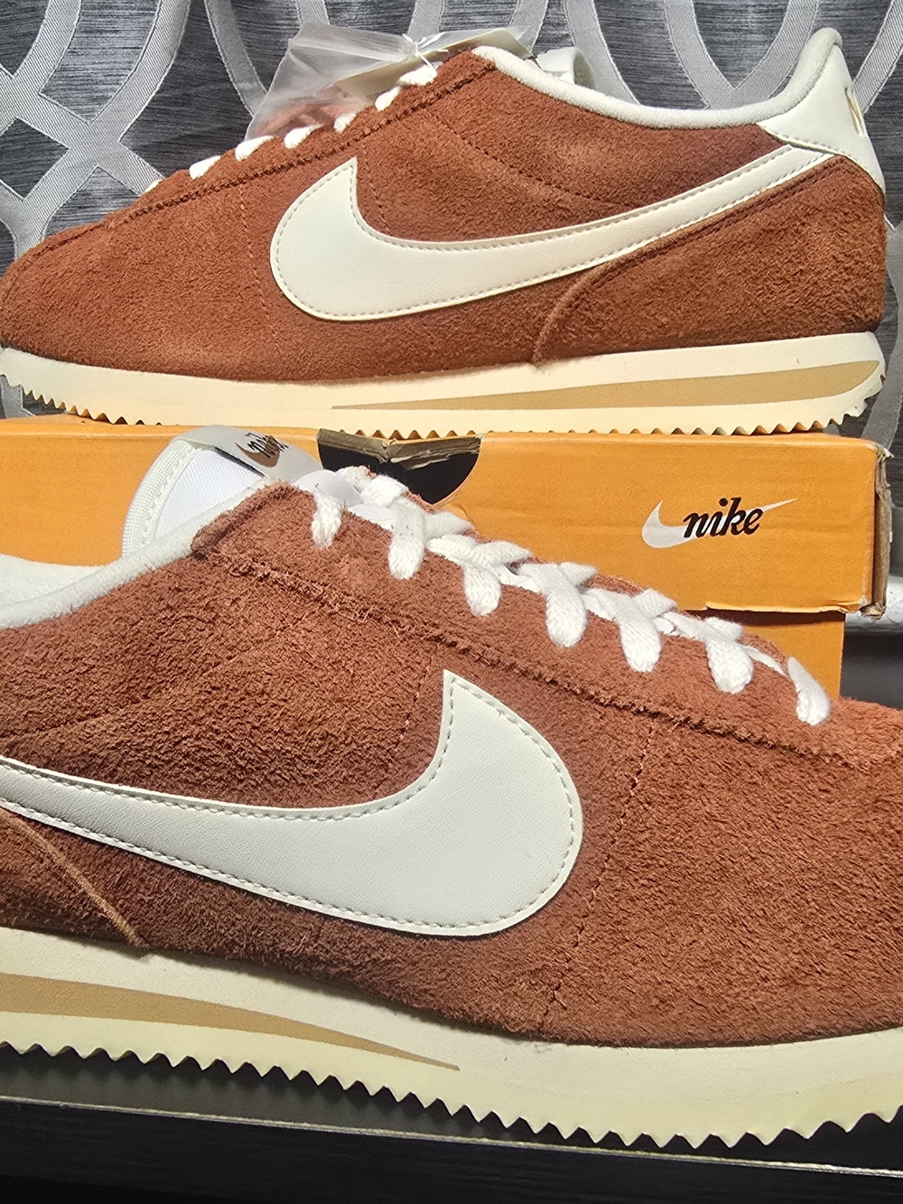 Nike cortez SE Men’s Suede Runner Sneakers - Rust/White